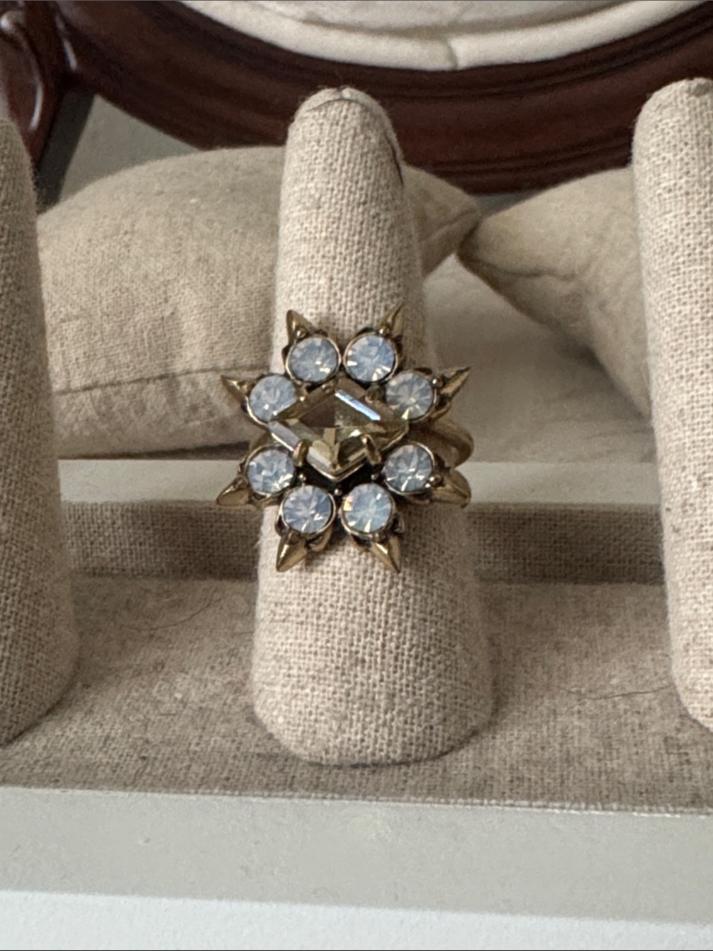 Stella & Dot Gold Floral Crystal Cluster Ring